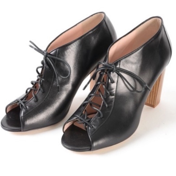 Kate Spade Leather Lace Up Ankle Booties - Picture 1 of 8
